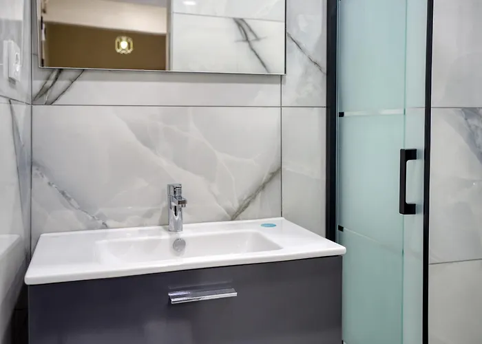 Aparthotel Isil Old 4*